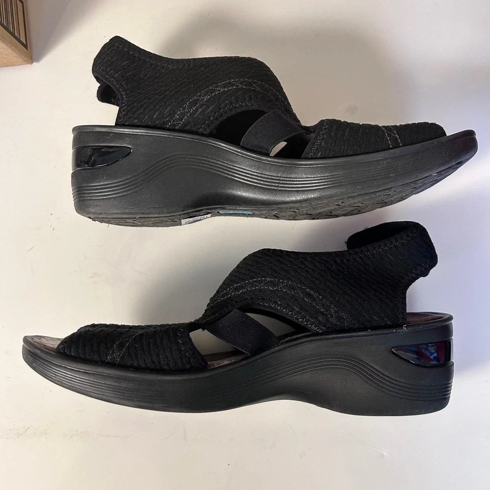 Bzees Dream‎ Black Fabric Comfort Wedge Sandals Women's Size 10M
